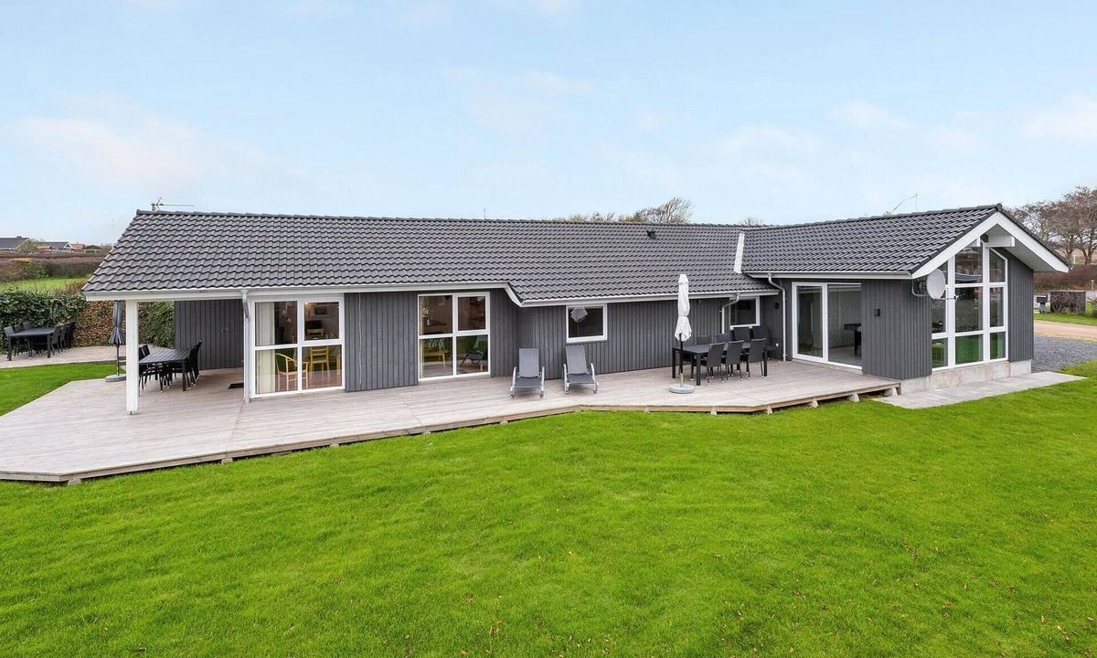 Vinderup House | Nice home in Vinderup with sauna