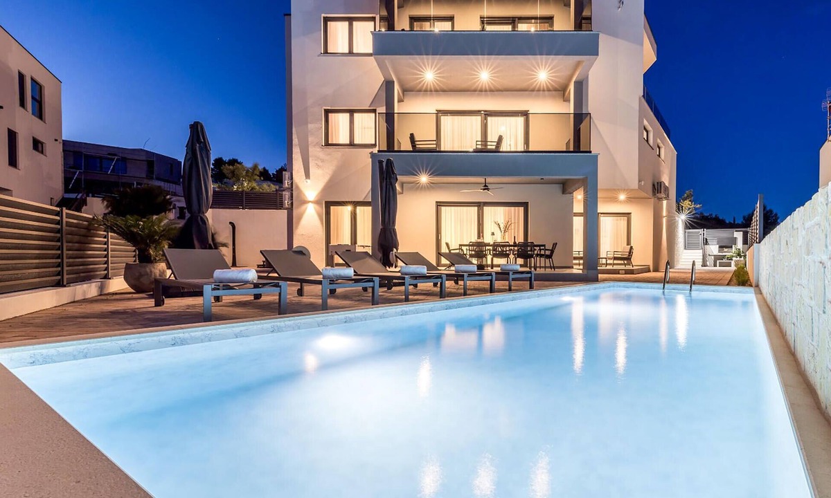 Vodice House | Nice home in Vodice with sauna