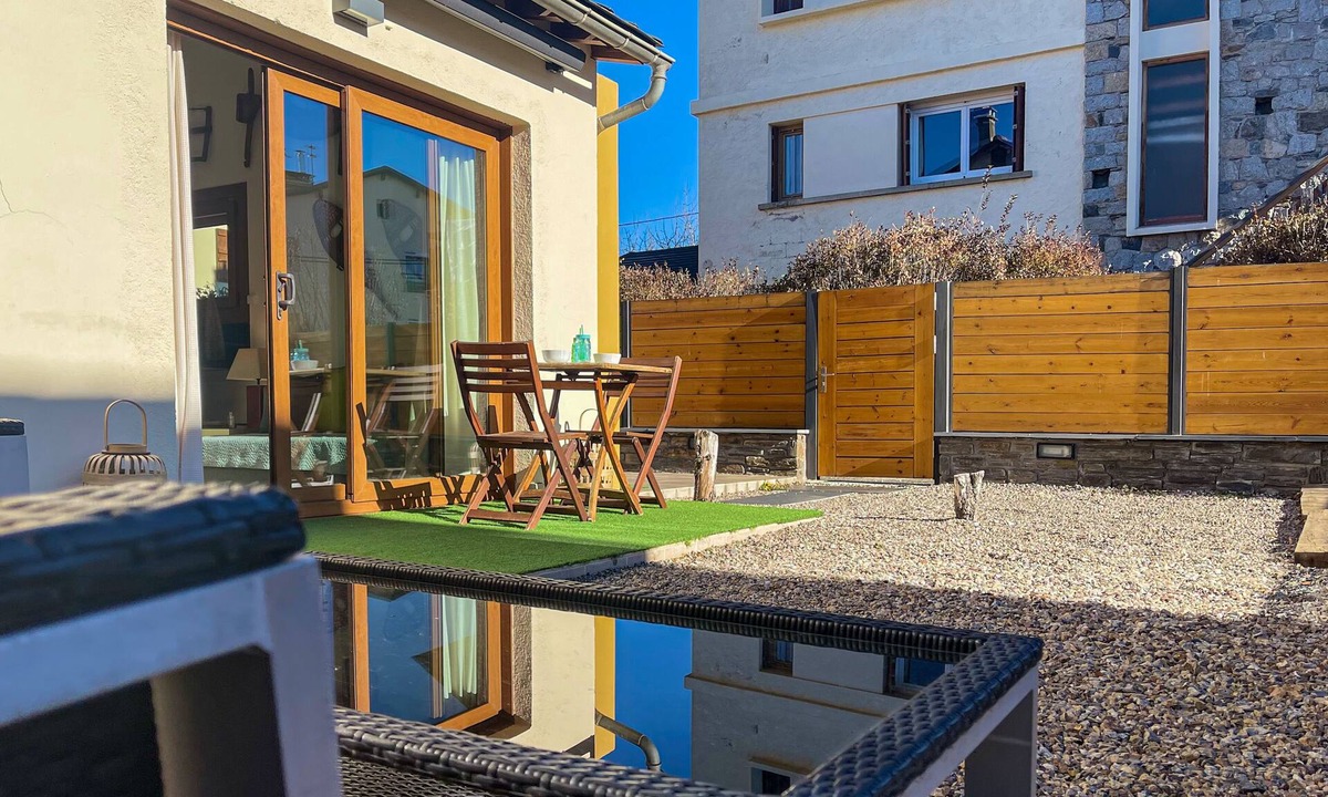 Bourg-Madame House | Nice house. Big garden. With Wi-Fi.