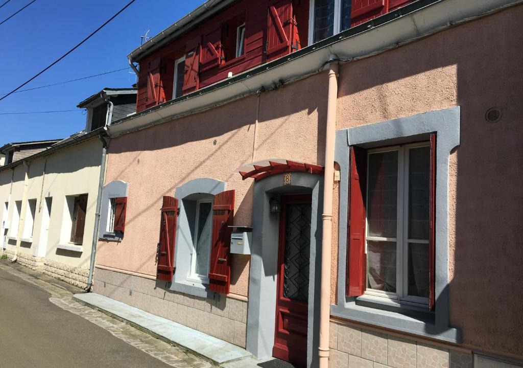 Bollee House | Nice House close to the circuit