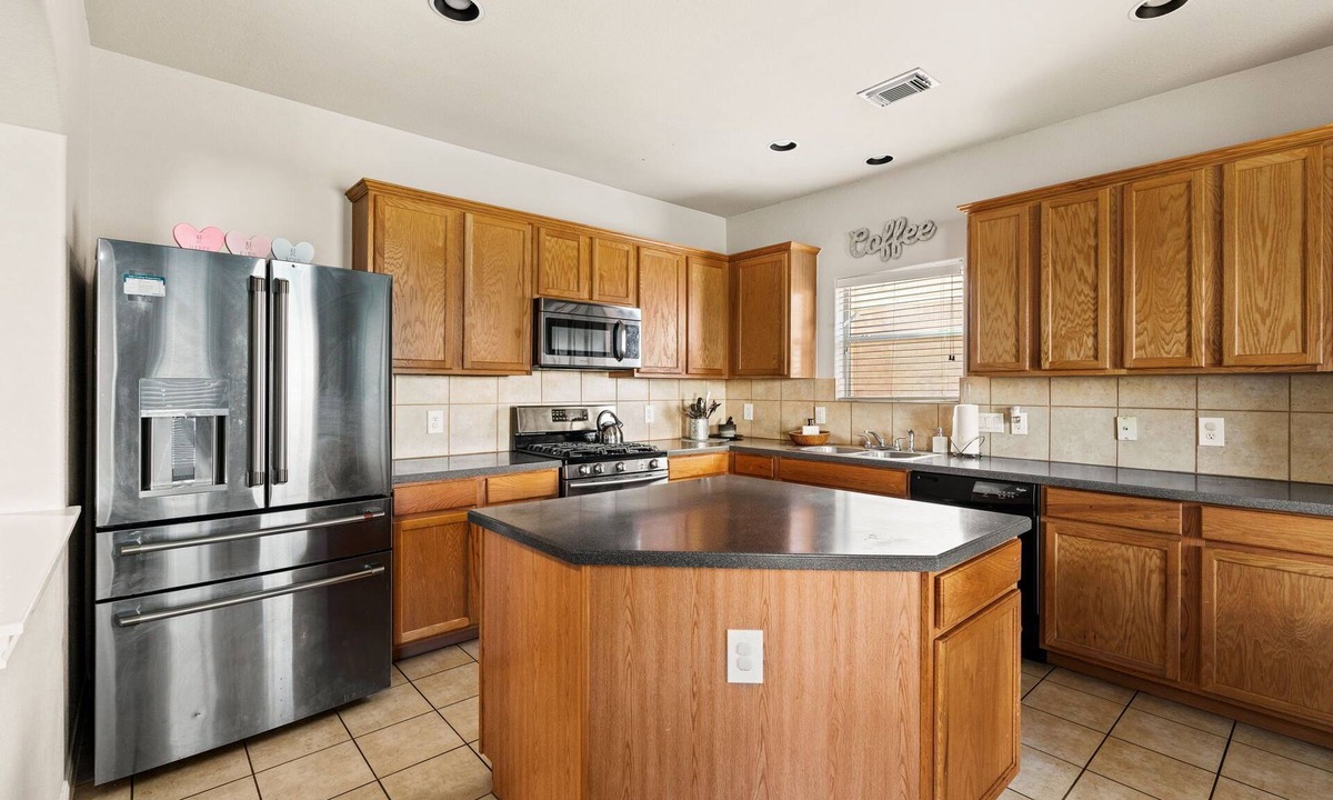 Pioneer Crossing House | Nice house in a quiet neighborhood with plenty room for family, pet Friendly.