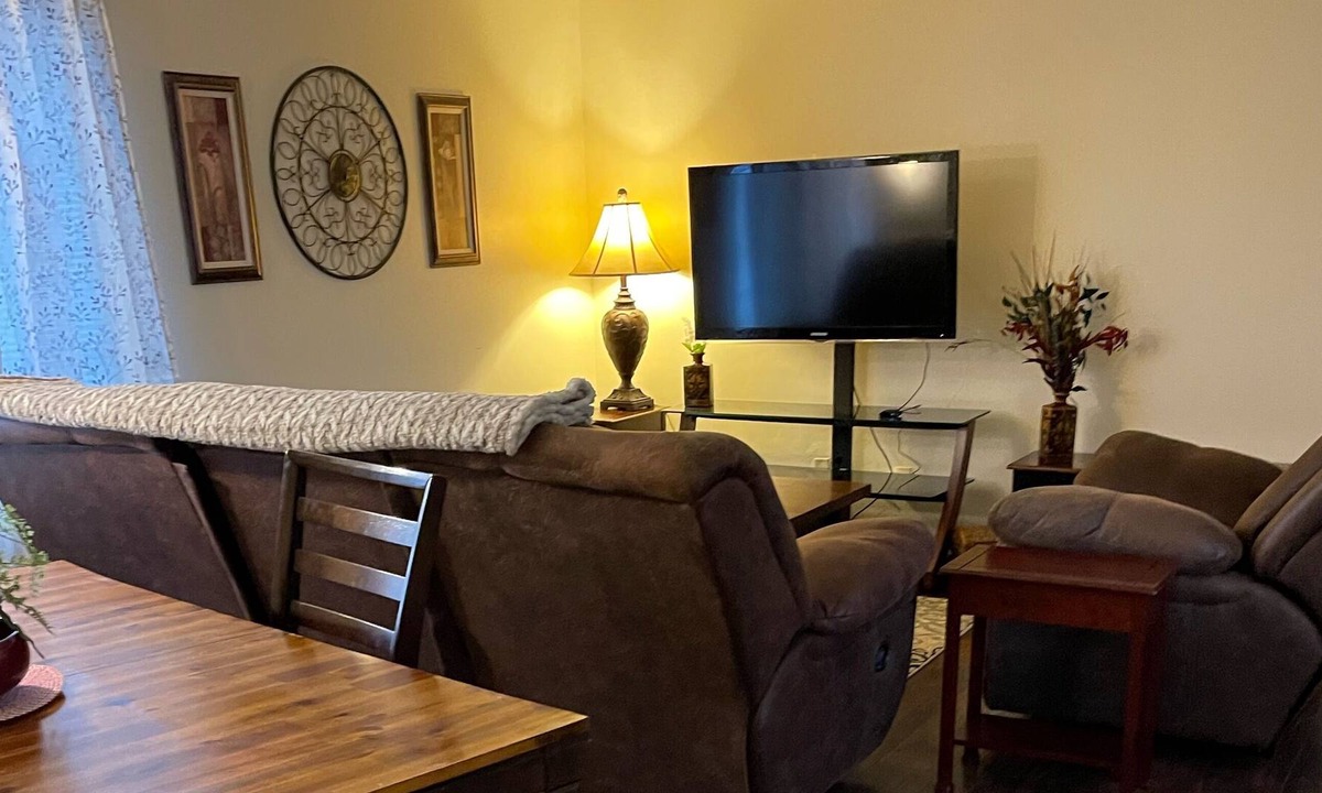 Roseburg Apartment | Nice large 1 bed apartment
