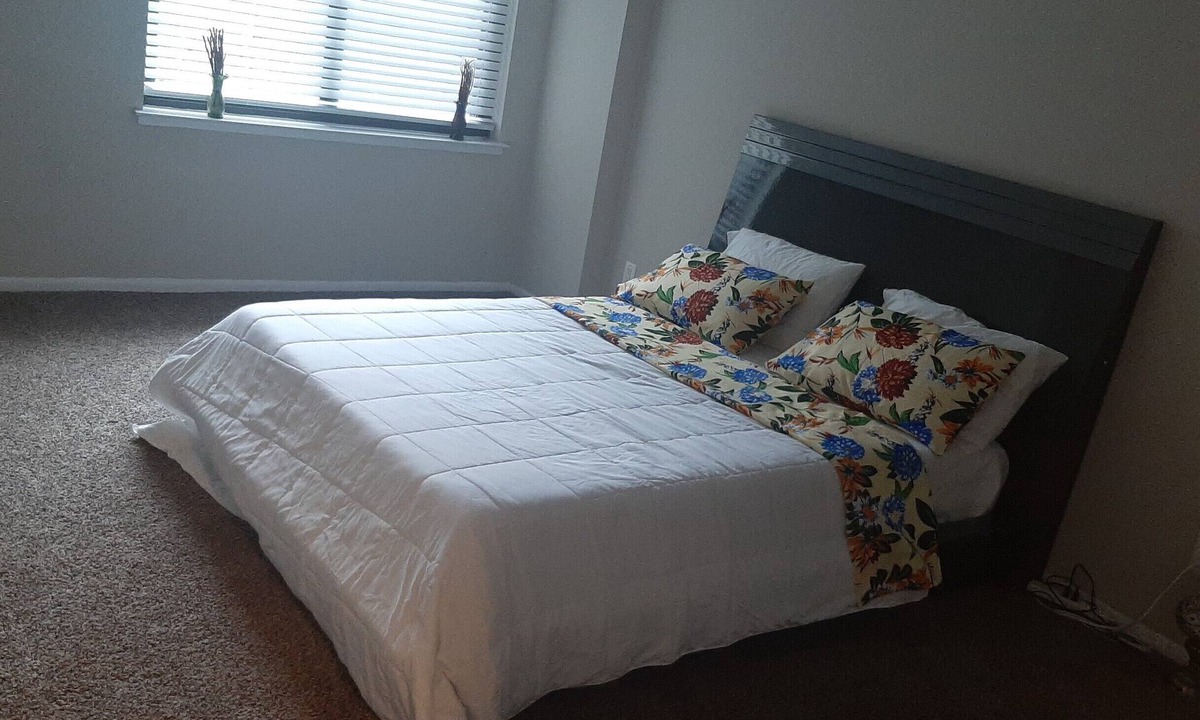 West End Apartment | Nice one bedroom apartment.