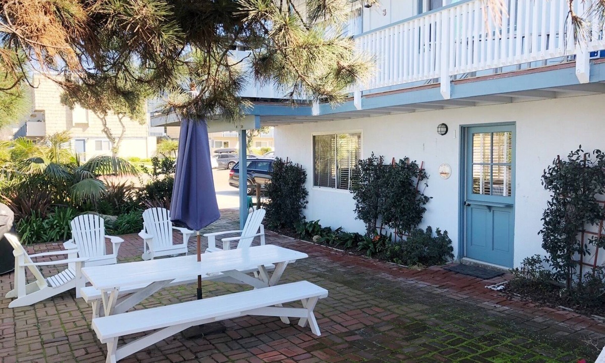 Carpinteria Condo | Nice One Bedroom Seaside Flat