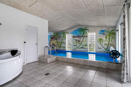 Stege House | Nice Pool House On Scenic Møn