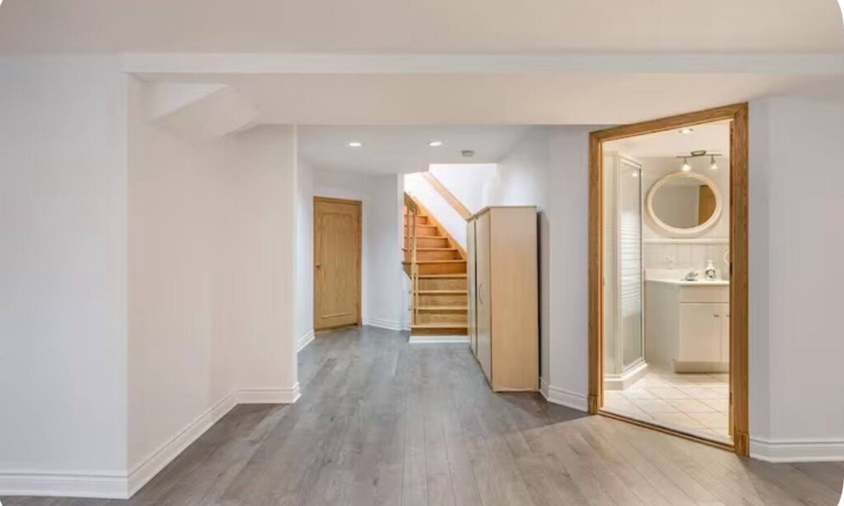 Brossard Apartment | Nice Renovated Basement - 10 min. to Montreal Downtown