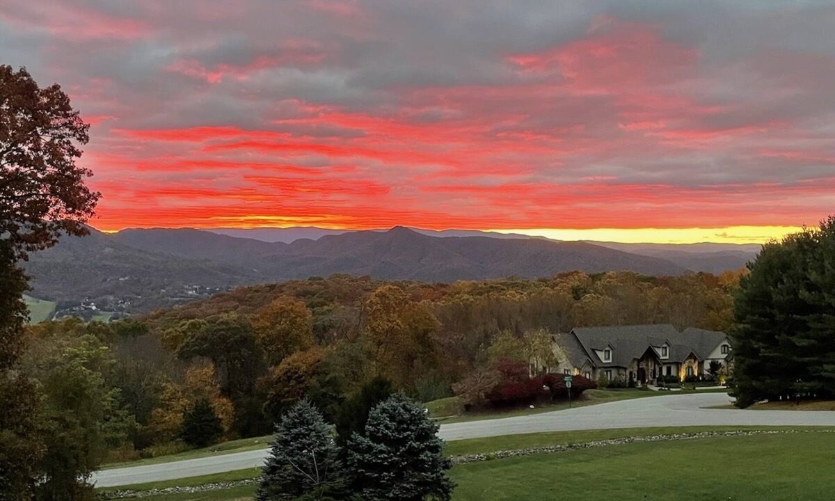 Grissom - Highland House | Nice spacious home close to Virginia Tech and downtown Blacksburg.