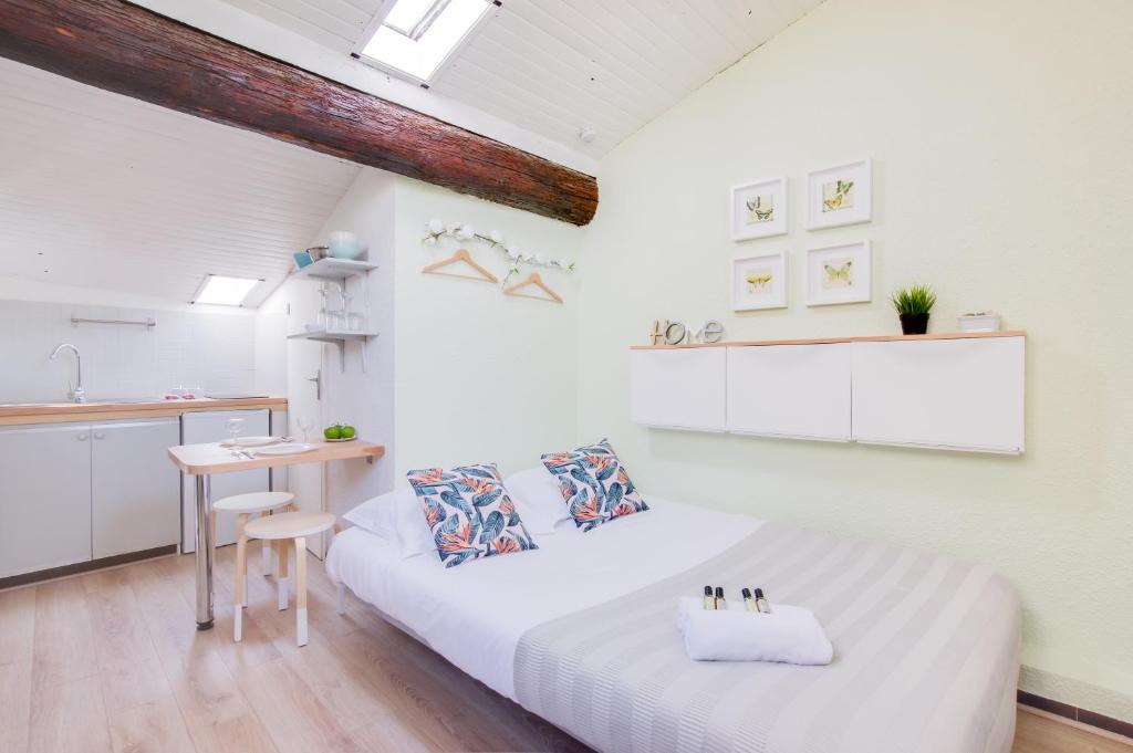 Montpellier-Centre Apartment | Nice studio, city center