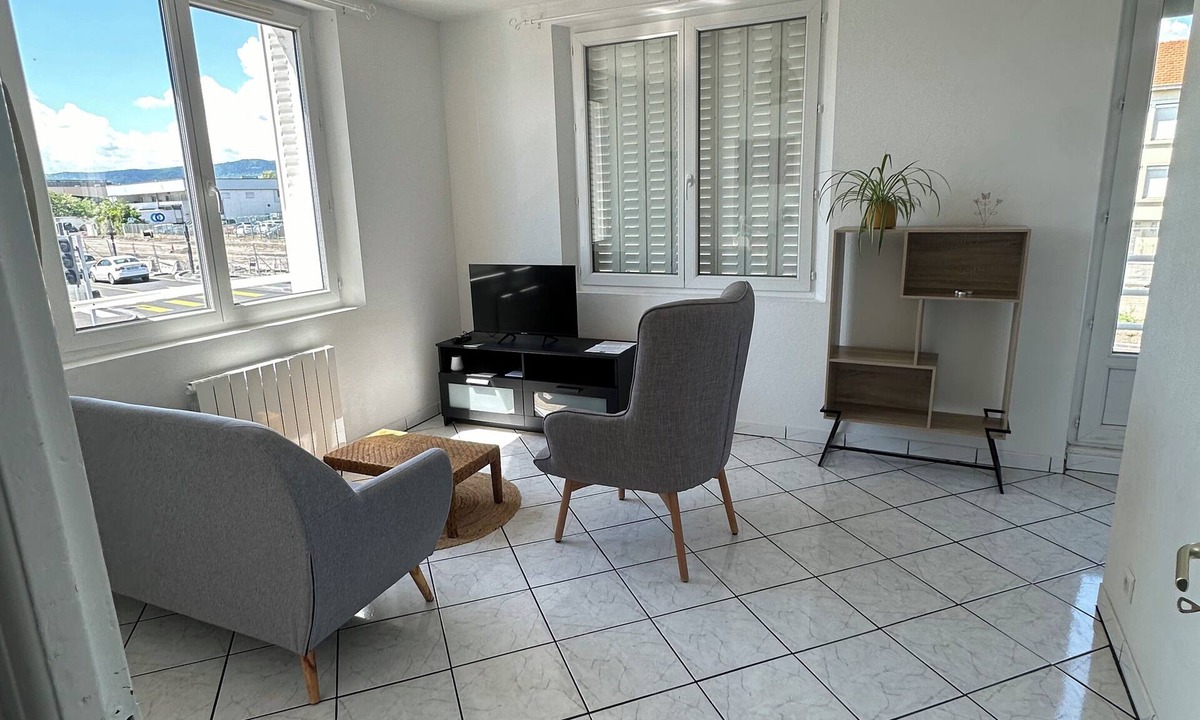 Clermont-Ferrand Apartment | Nice T3 with private parking