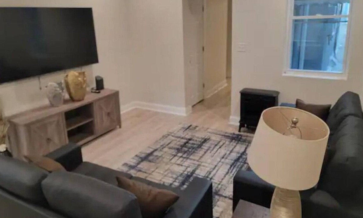 Upper Fells Point House | Nice Upper Fells Point Home