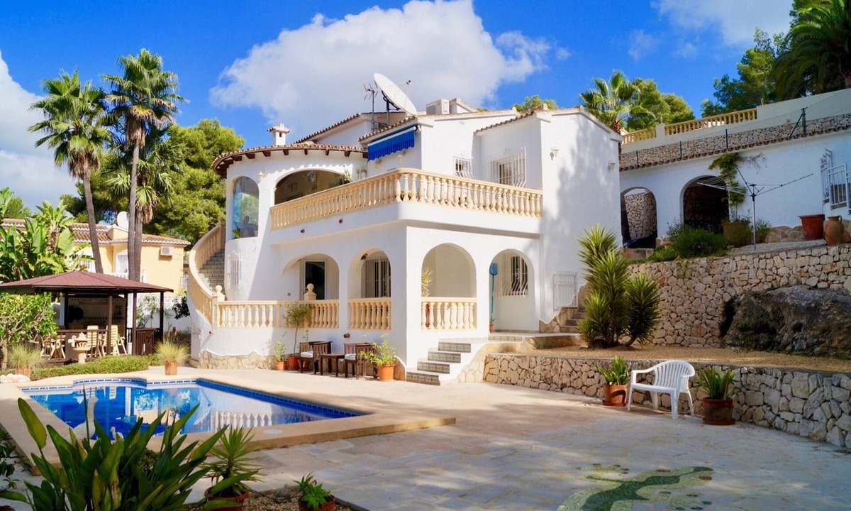 Moraira Villa | Nice villa in quiet neighbourhood in Moraira with private swimming pool