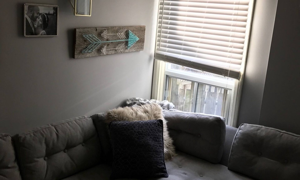 Greenwood - Coxwell Apartment | Nicely appointed, quiet private apartment 100 M from the Danforth