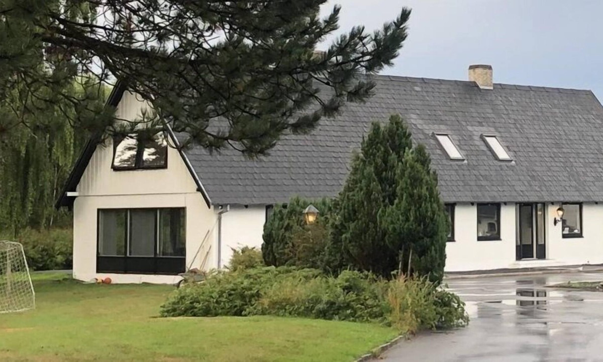 Jerup House | Nielstrup Gård ved Bratten Strand