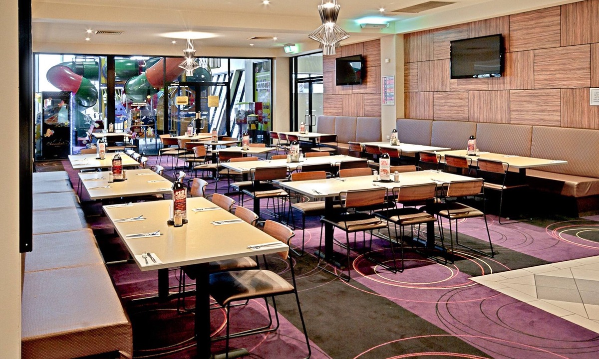 Sunshine West Hotel | Nightcap at Glengala Hotel