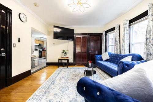 Roxbury Apartment | Nightingale Boston Hideaway