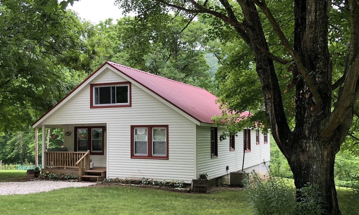 Ponca House | Nightly rental in Boxley Valley