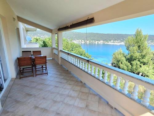 Rab Town Apartment | Nikolina Sea View Apartments
