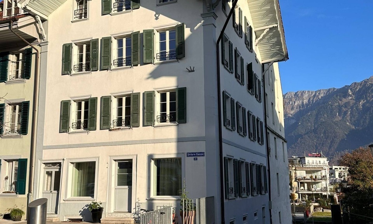 Unterseen Apartment | Nimbuzzz Apartments