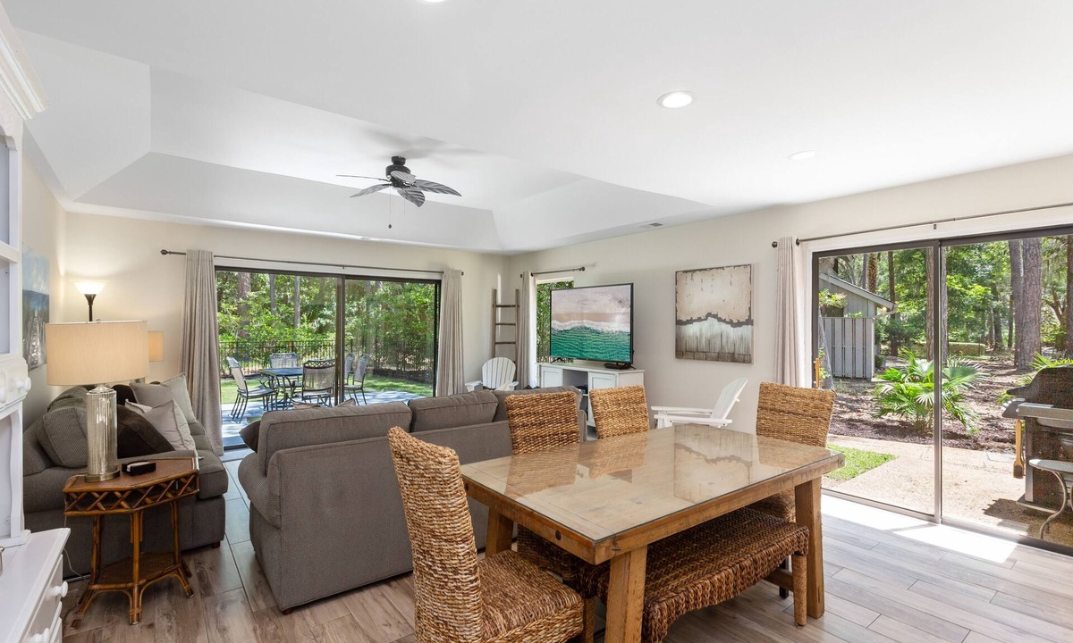 Sea Pines House | Nine Wisteria Lane-1 LEVEL Renovated Home ,Wi-Fi, FENCED, 239, 10 stars reviews