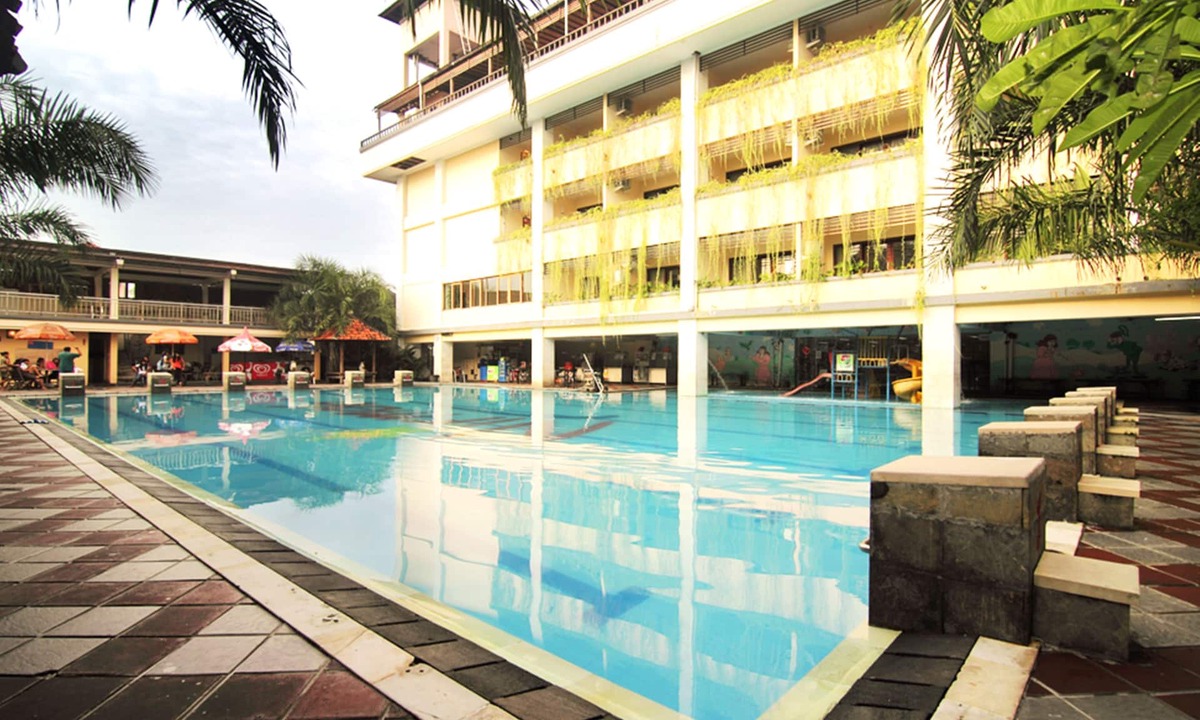 Denpasar Barat Hotel | Nirmala Hotel and Convention Centre