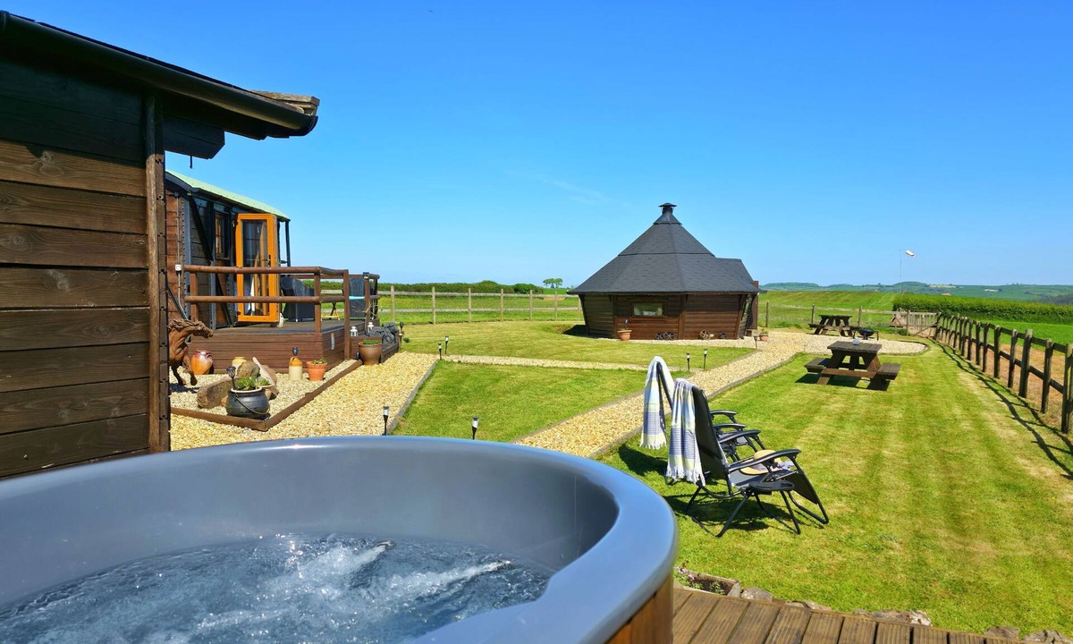 Christchurch Cabin | Nirvana is a charming converted train carriage nestled in Stoodleigh, Devon