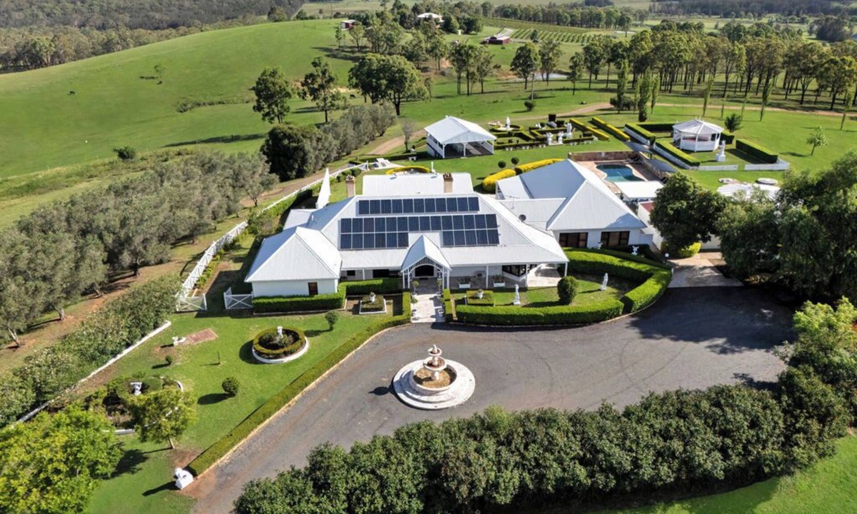 Rothbury Hotel | Nirvana Vista Estate