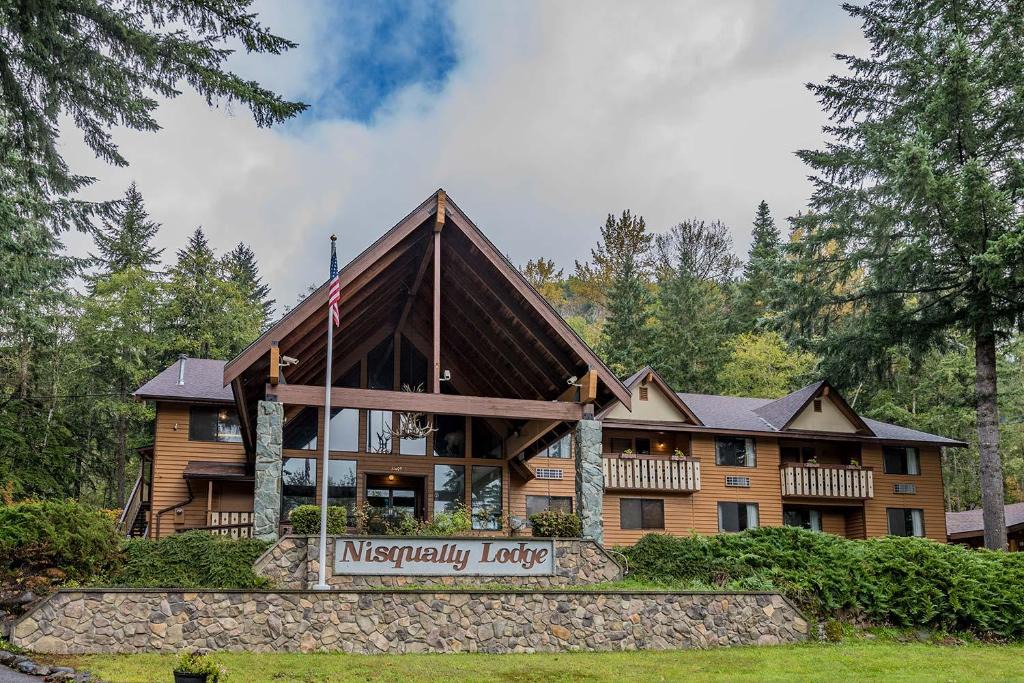 Ashford Cabin | Nisqually Lodge