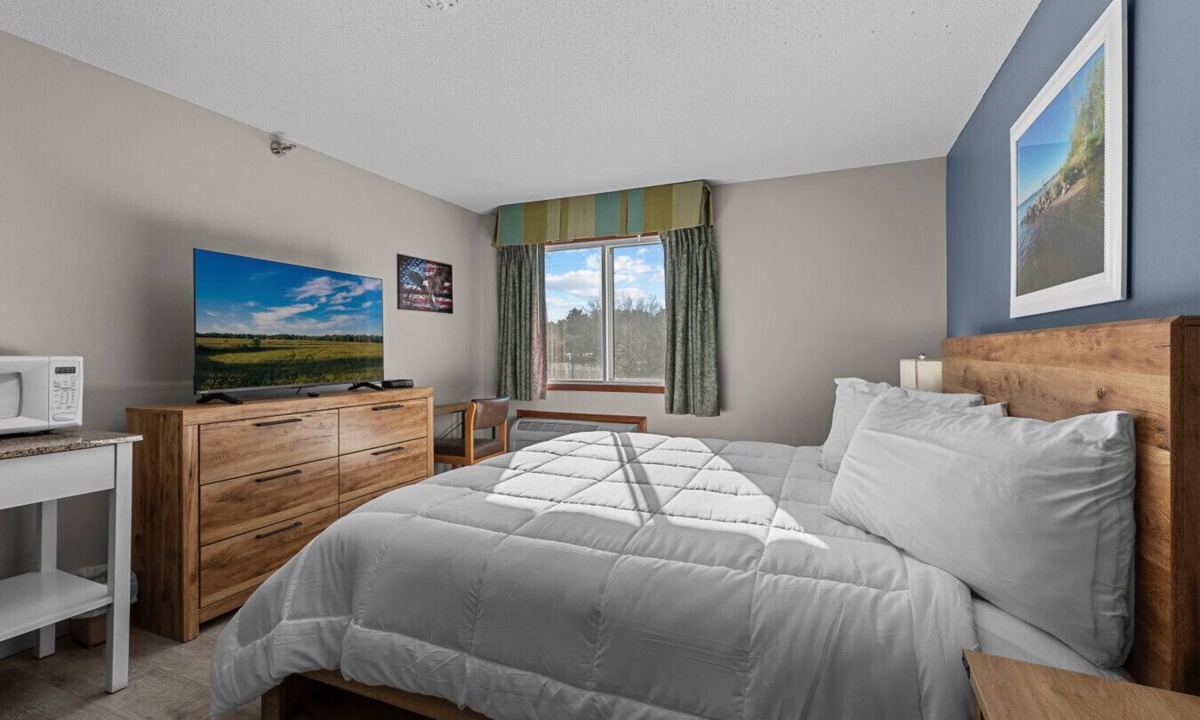 Nisswa Bed & Breakfast | Nisswa Hotel & Suites|Nisswa Lake King· No Kitchenette