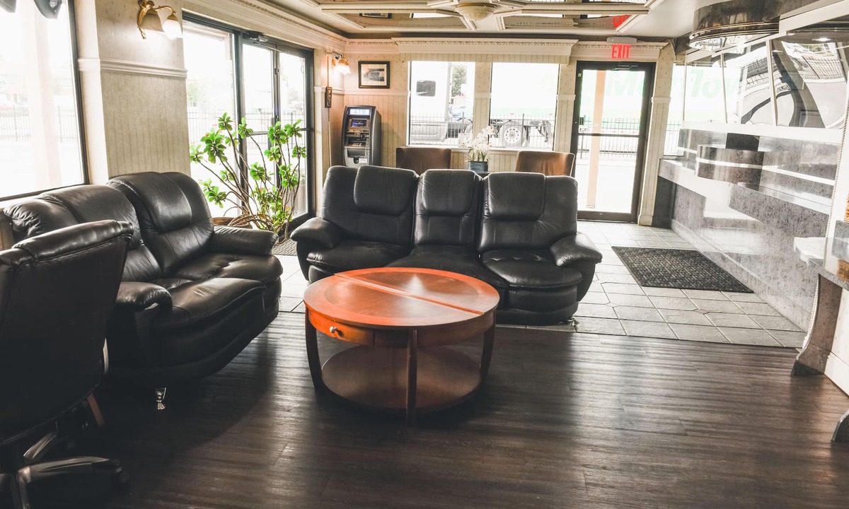 Fife Hotel | Niwas Inn
