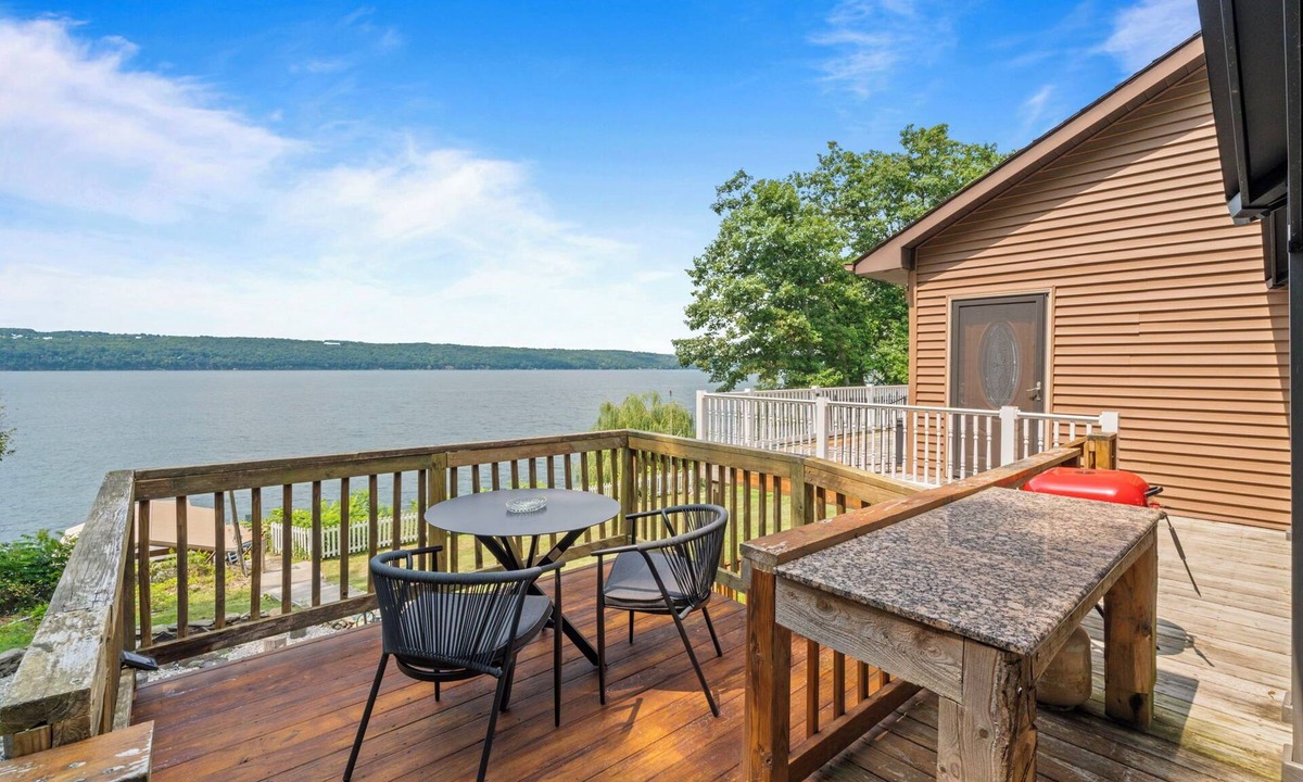Valois House | nLakefront Home - Seneca Wine Trail Hot Tub & Sunset View with firepit, Private