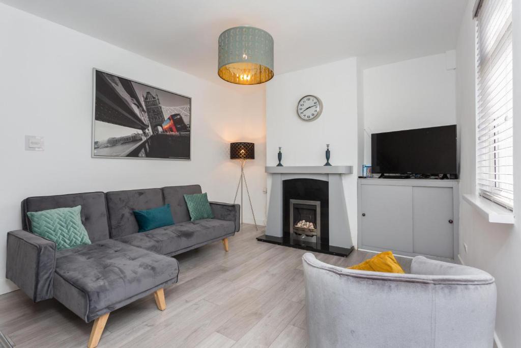 Farington House | No 1 School House