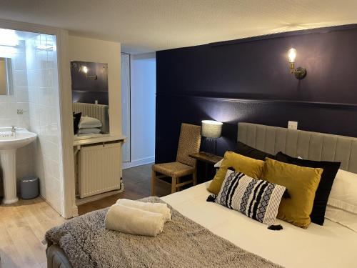 Haworth House | No 11 Rooms