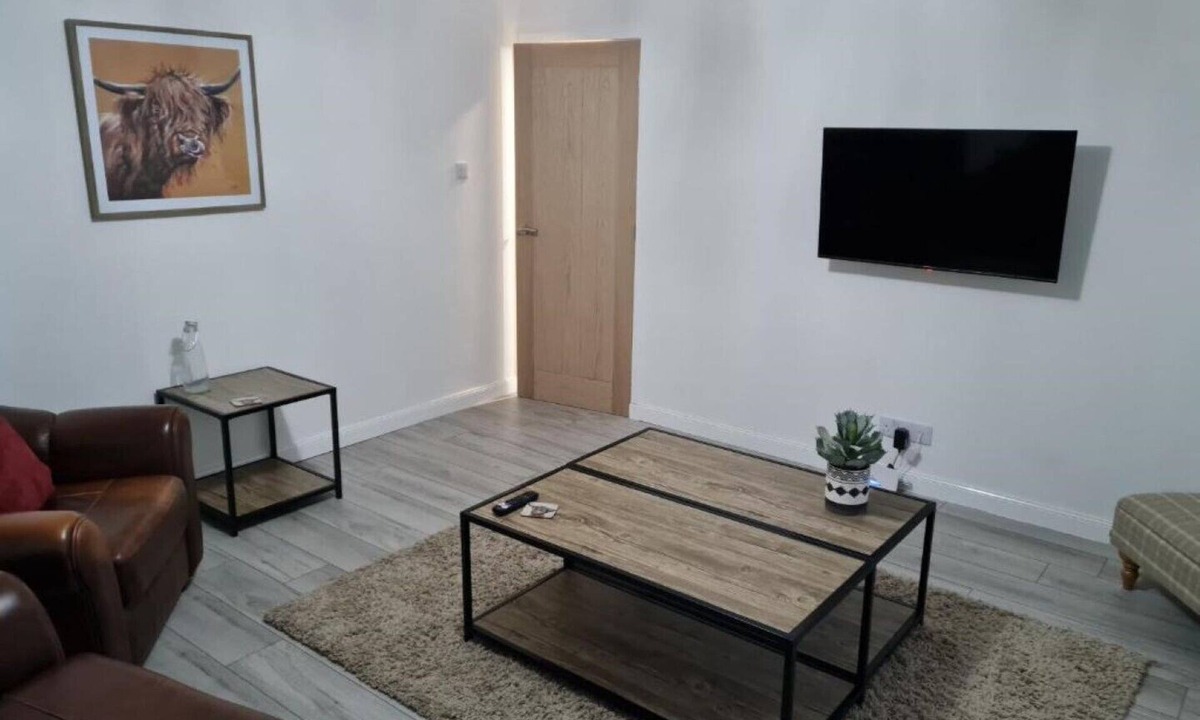 Wick Apartment | No 14 - Three-Bedroom Apartment