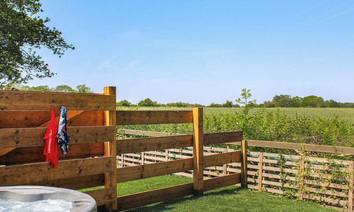 Foxley Cottage | No. 2 Badger Sett-UK44307