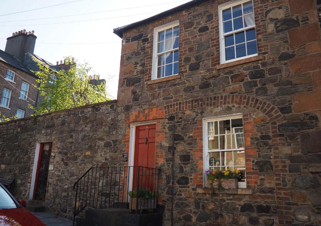 Hillsborough House | No.33 Coach House