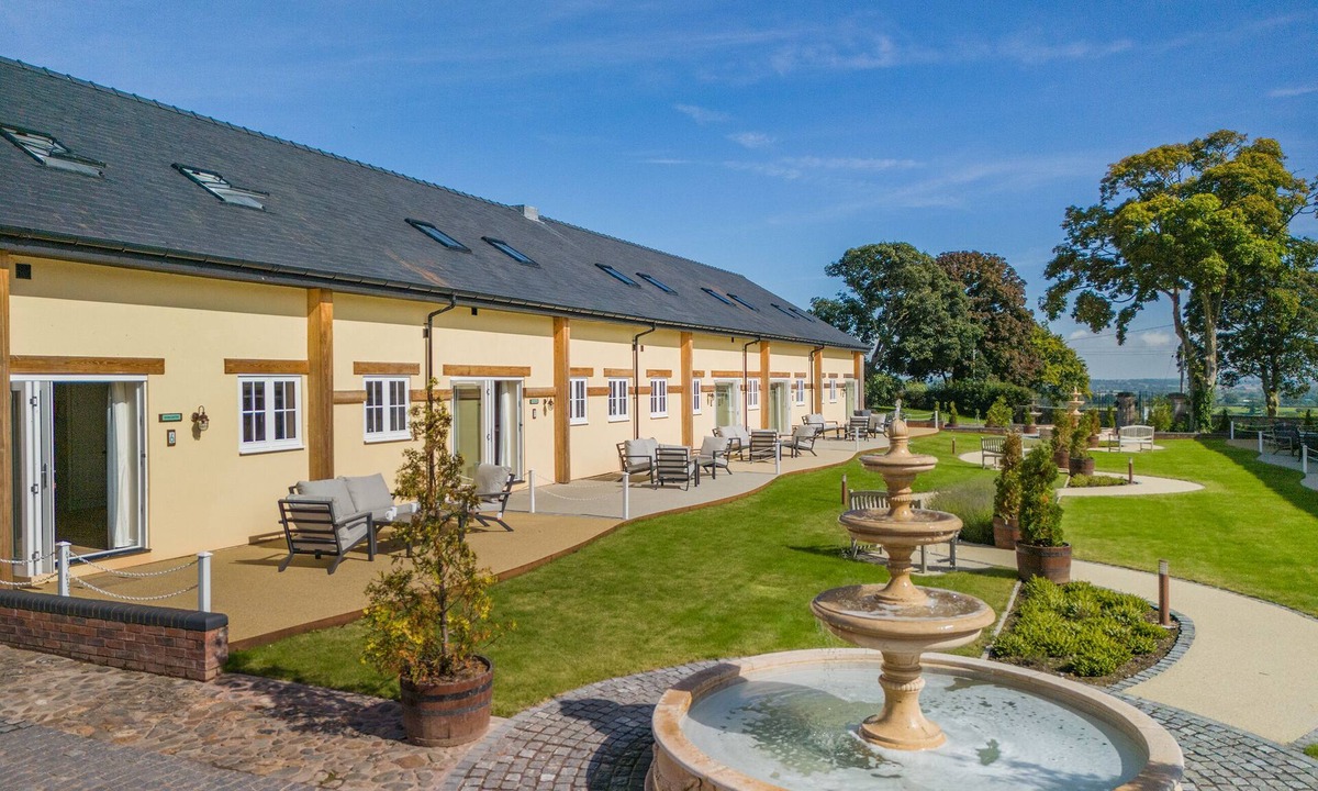 Felton Cottage | No 6 - Doncaster Cottage - UK47942