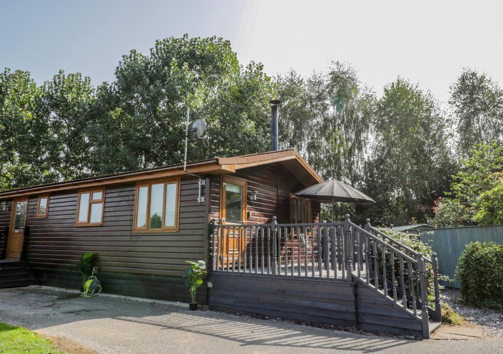 Wilberfoss House | No 77- Honey Bee Lodge