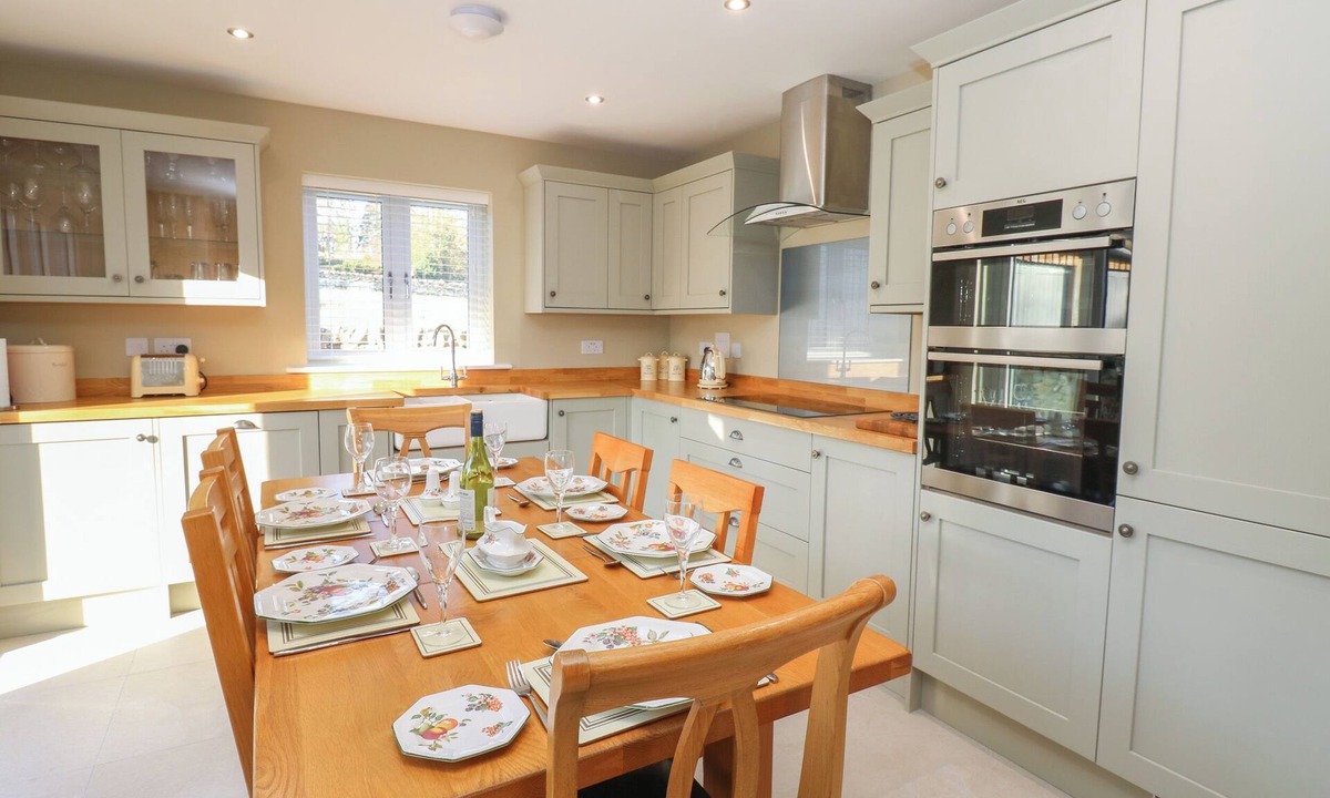 West Witton Cottage | No.8 Cairn Cottage