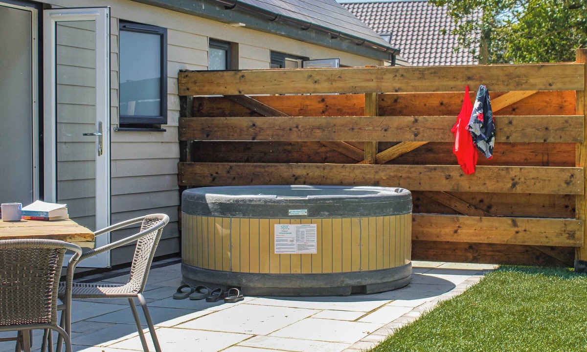 Foxley Cottage | No. 8 Mouse Hole-UK44302