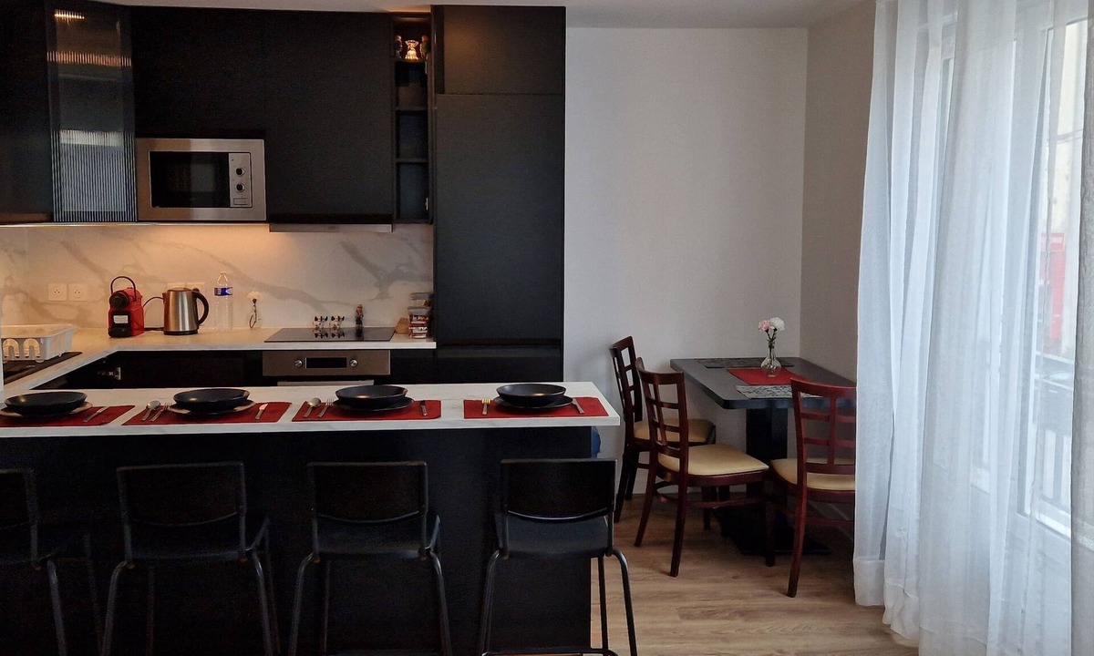 Drancy Apartment | No, available
