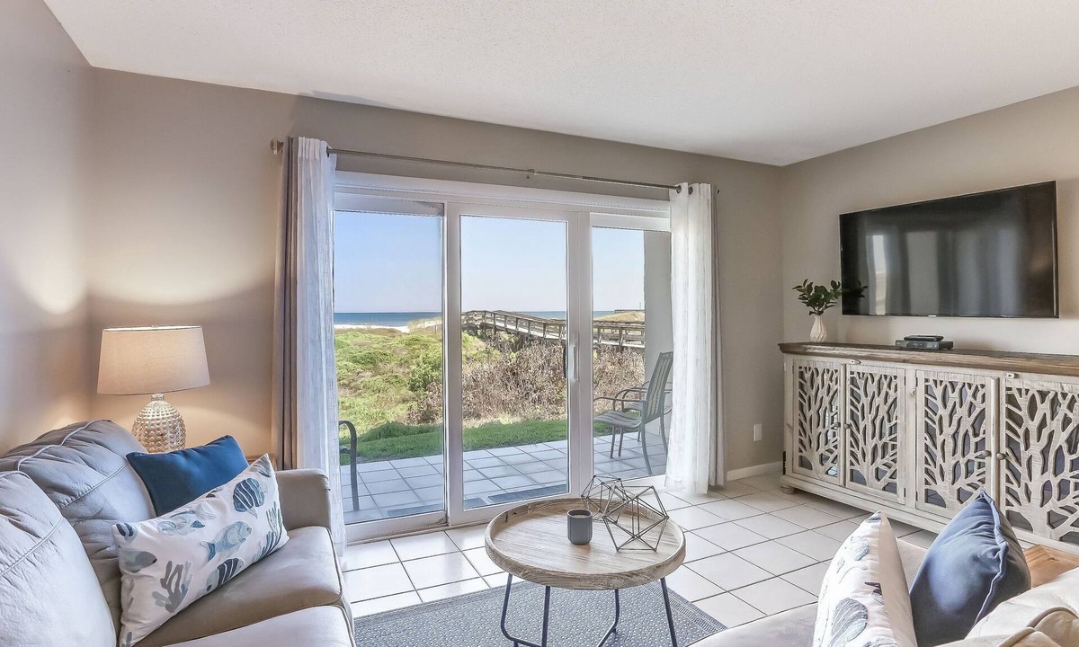 Fernandina Beach Condo | No Stairs, Just Sand: First-Floor Beachfront