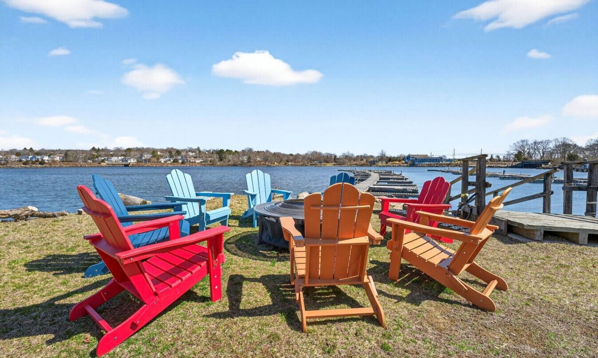 Groton Apartment | Noank Waterfront and Beaches