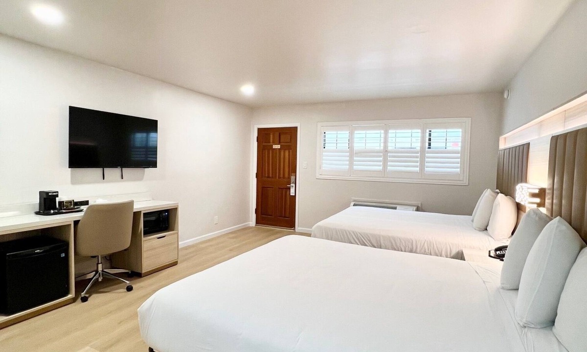 Nob Hill Hotel | Nob Hill Motor Inn