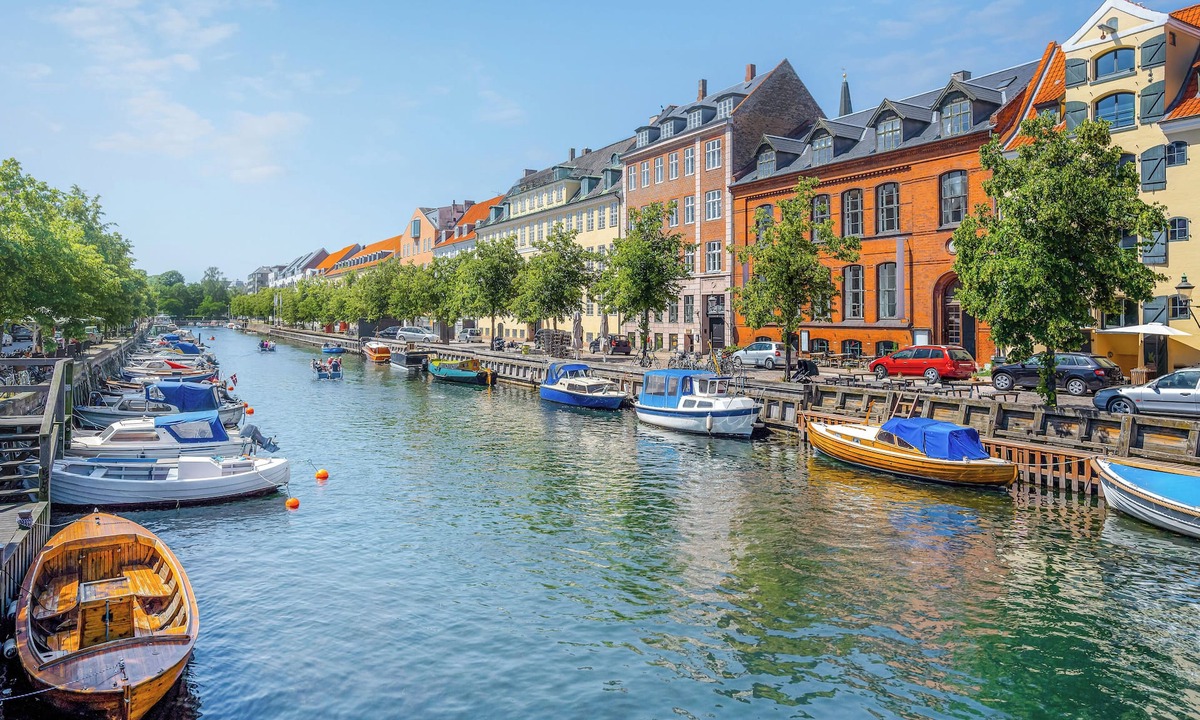 Copenhagen City Centre Apartment | Noble - Fantastic 5-bdr Apt in the Capital