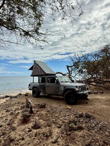 Haiku Other | Nomad Jeep top tent camper 1