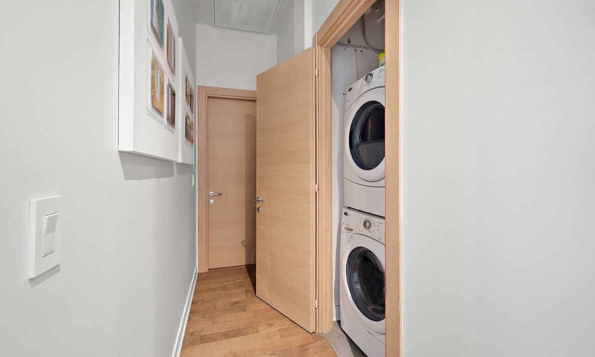 Old Montreal Apartment | Nomade MTL, Old MTL, 4 Beds 2.5 Ba, Penthouse