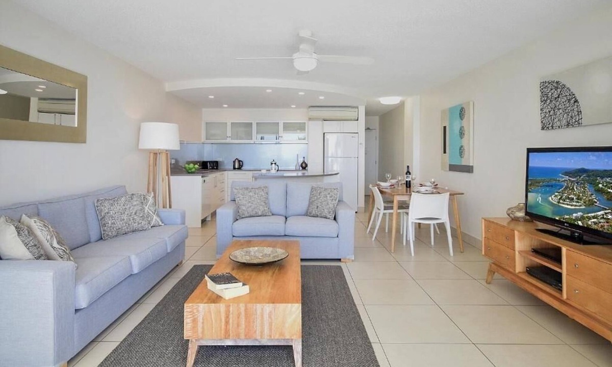 Sunshine Coast Apartment | Noosa Absolute Beachfront Apartments
