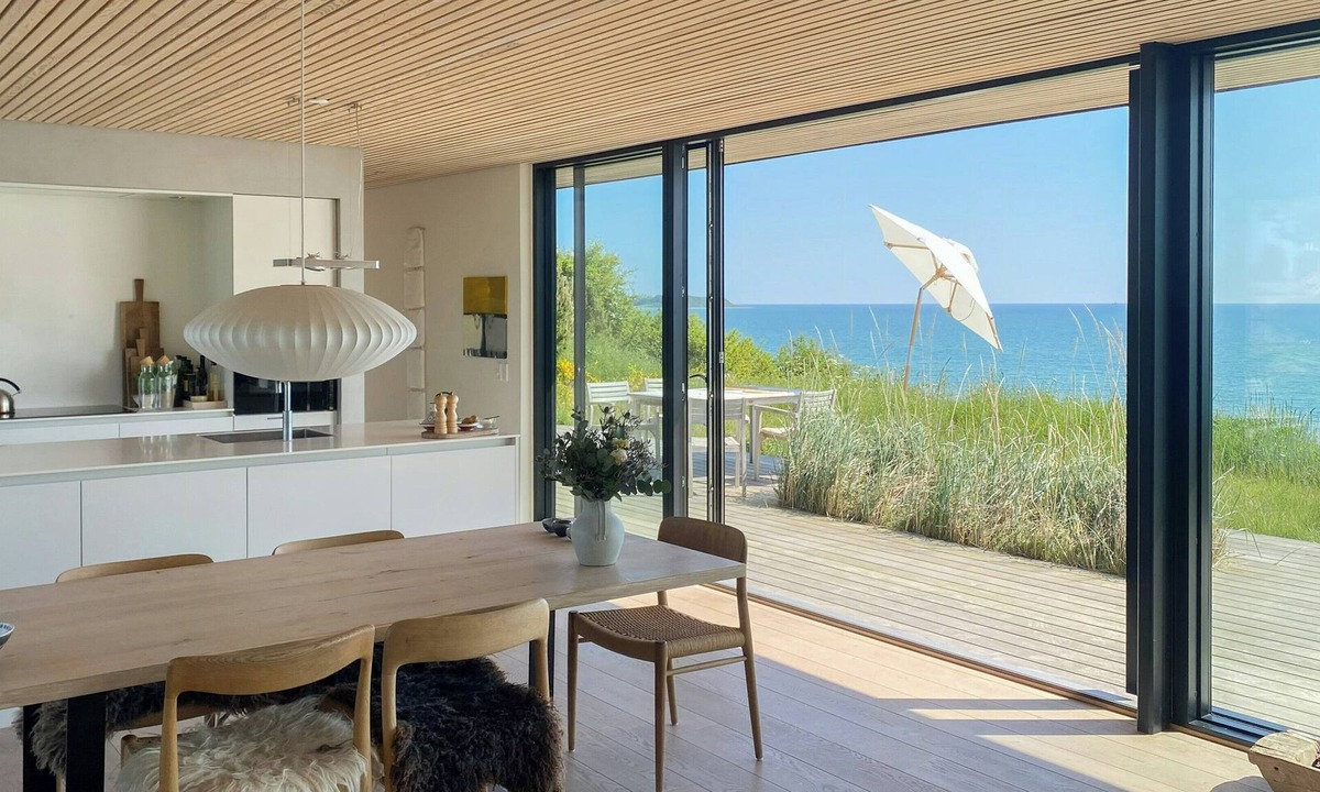 Ebeltoft House | Nordic aesthetics and beautiful view on Mols
