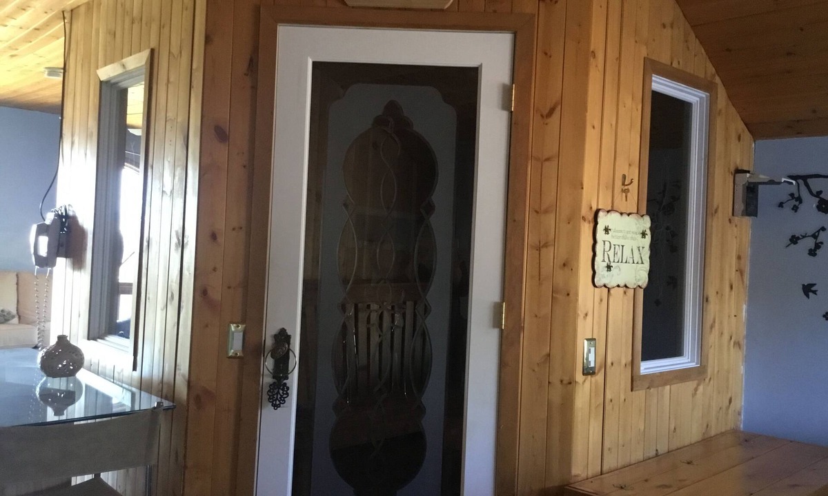 L'Anse Apartment | Nordic Room