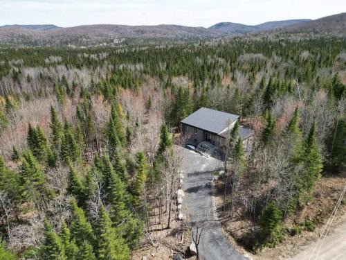 Notre-Dame-de-la-Merci Ski Chalet | Nordik Nara Private Spa & Pet-Friendly
